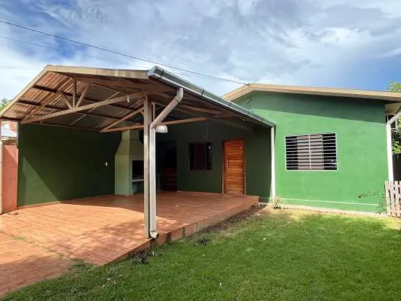 Vendo hermosa casa en barrios San Blas